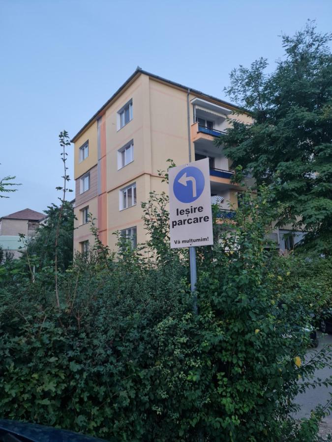 Apartament Modern Cristina&Jessica Mediaş Extérieur photo