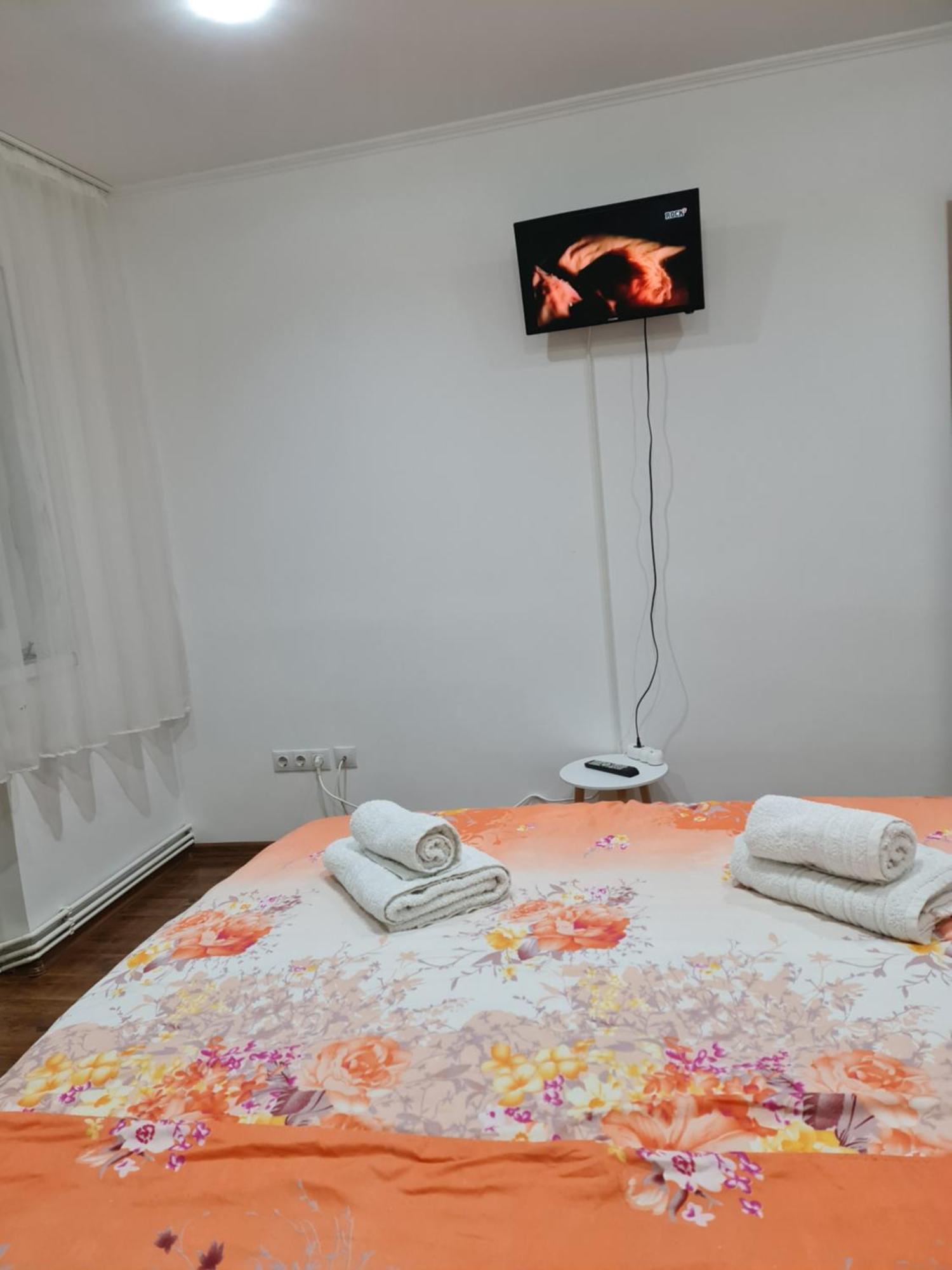 Apartament Modern Cristina&Jessica Mediaş Extérieur photo